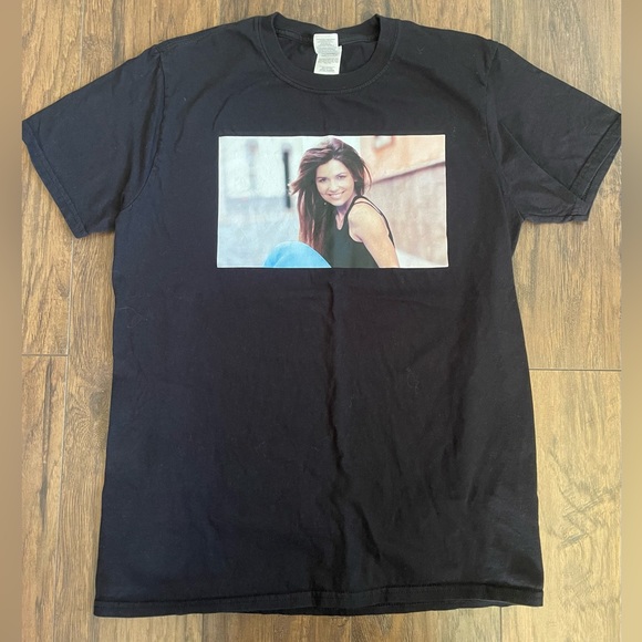 Shania Twain UP T shirt size medium - Picture 1 of 3
